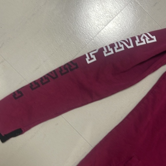 Victoria’s Secret PINK Burgundy Asymmetrical Full Zip Jacket Hoodie Small - Picture 4 of 7